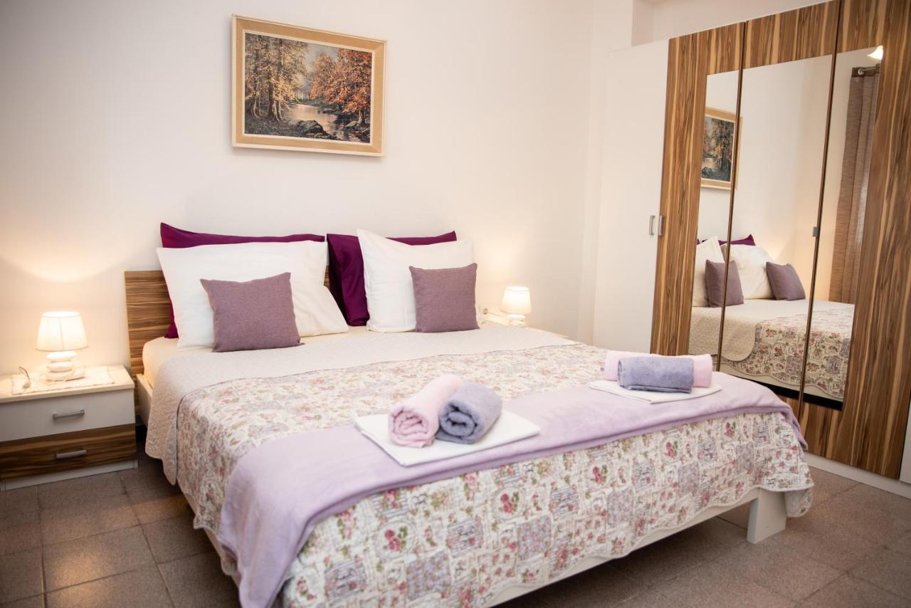 Apartmani Silvana&Vera Senj  Exterior foto