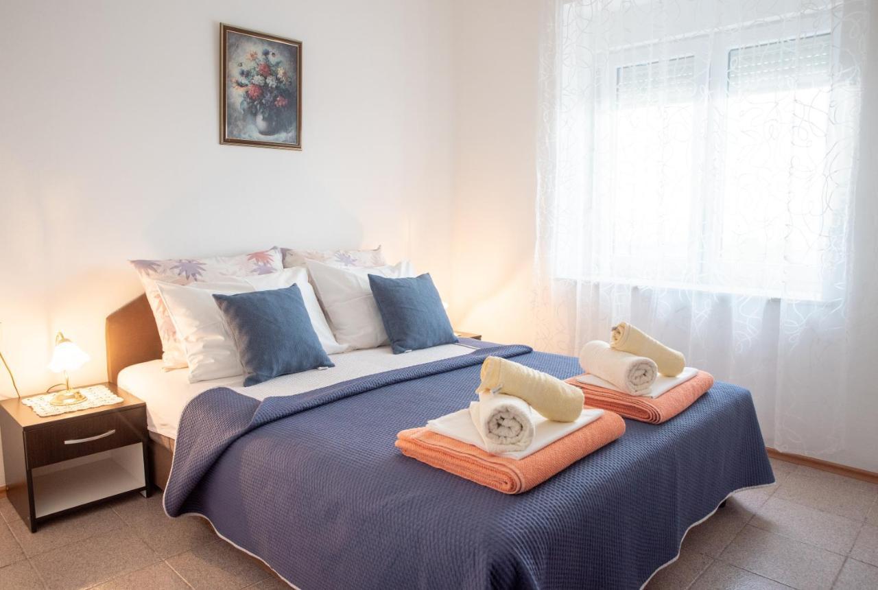 Apartmani Silvana&Vera Senj  Exterior foto