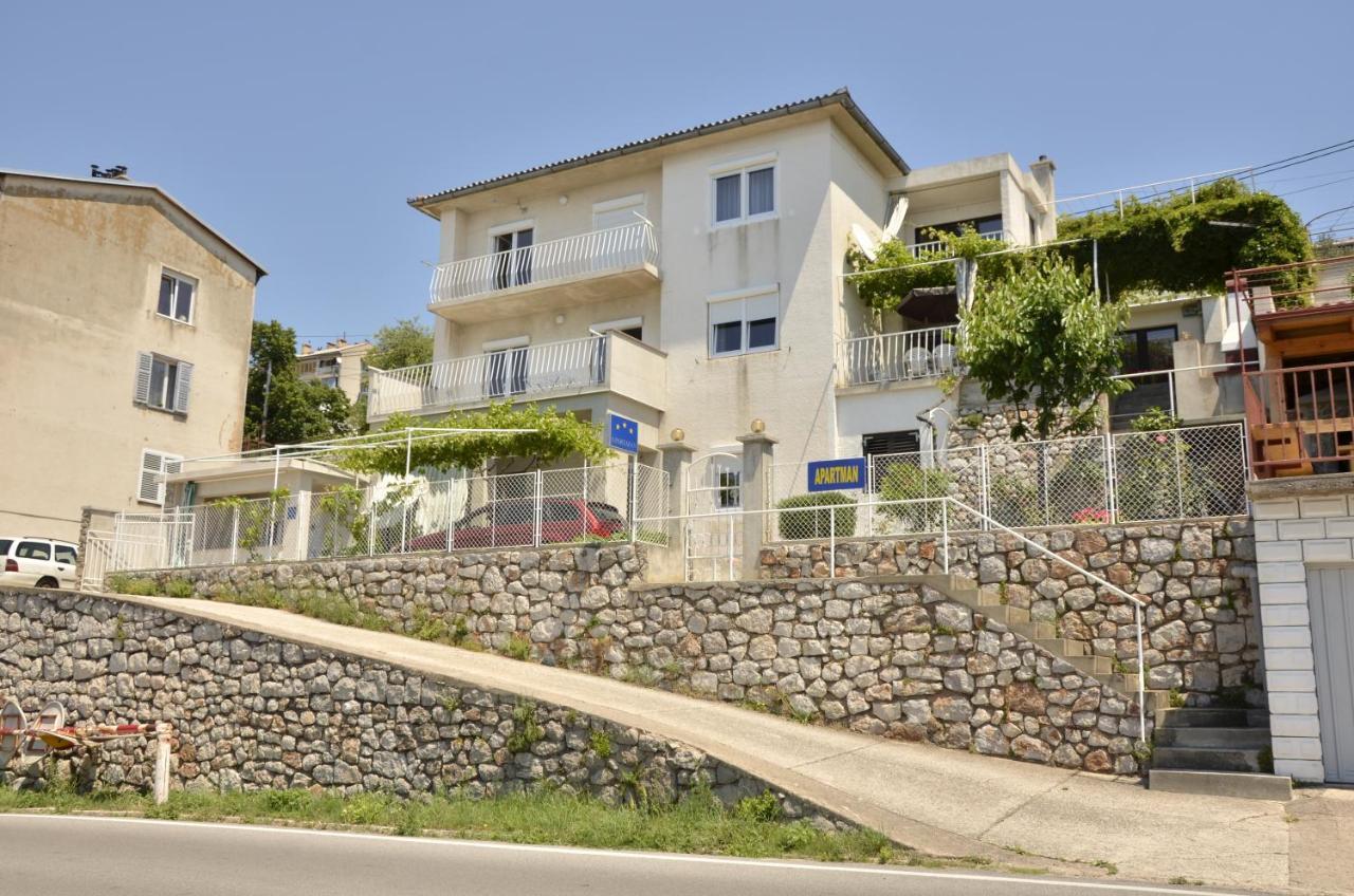 Apartmani Silvana&Vera Senj  Exterior foto